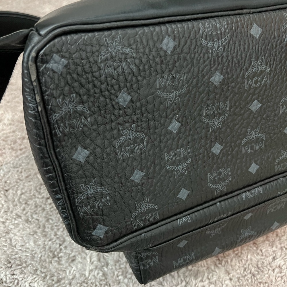 MCM Full size Stark side studs back pack